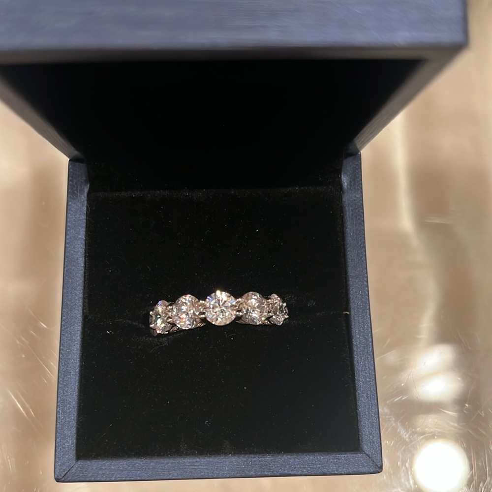 Italo eternity sterling silver ring size 5 1/2